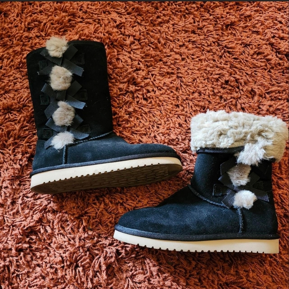 Koolaburra by Ugg Victoria Boots, Tall